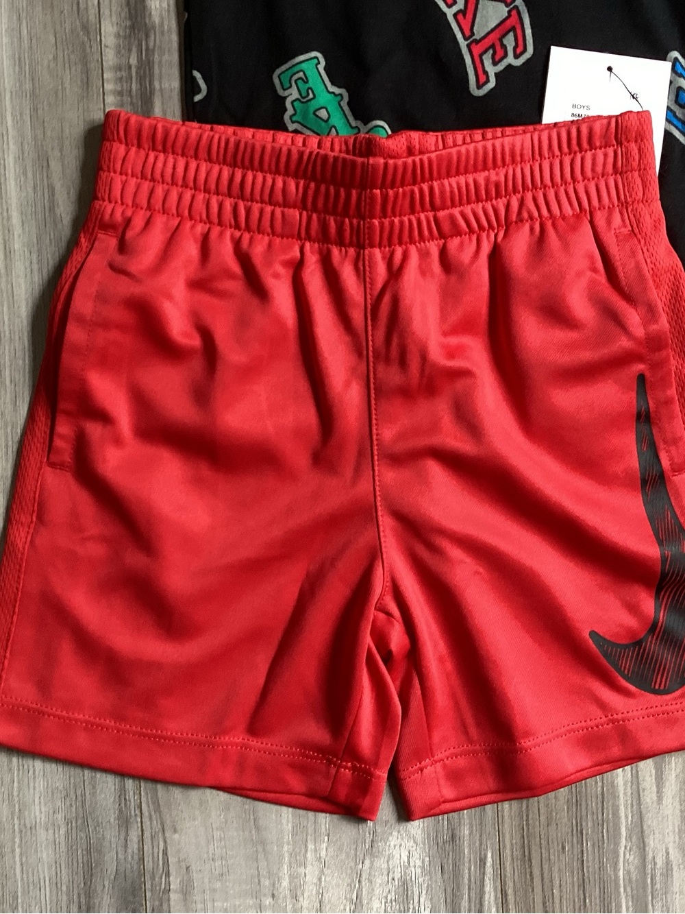 Nike tee & shorts outfit boys size 4T/4(NWT) ~FIRM, NO OFFERS~ - Picture 2 of 4